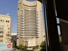 Ultracentral, Universitate